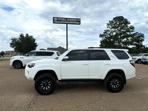 2019 Toyota 4Runner TRD OFF-ROAD