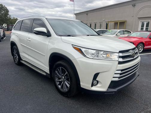 2017 Toyota Highlander XLE