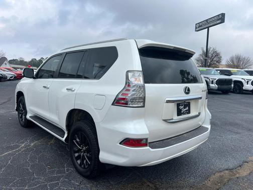 2023 Lexus GX 460 Base