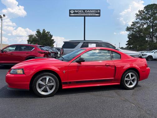 2003 Ford Mustang Mach I