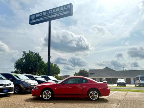 2003 Ford Mustang Mach I