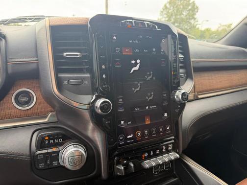 Diamond Black 2019 RAM 1500 Longhorn