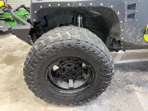 Green 2016 Jeep Wrangler Unlimited Sport