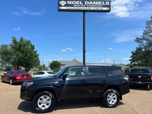 2024 Toyota 4Runner SR5