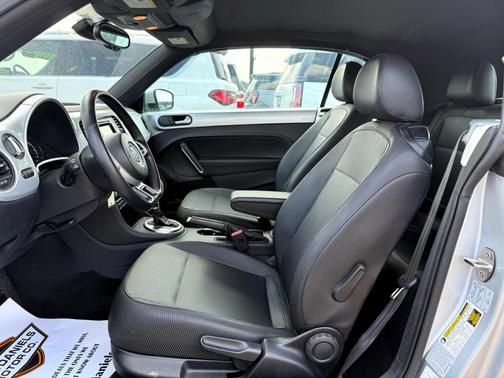 2016 Volkswagen Beetle 1.8T S