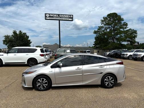 2018 Toyota Prius Prime Premium