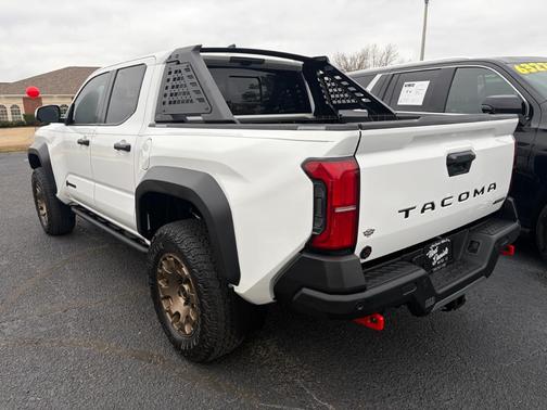 2024 Toyota Tacoma Hybrid 