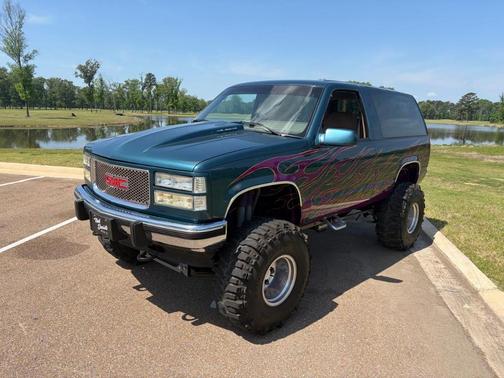 Green 1994 GMC Yukon SL