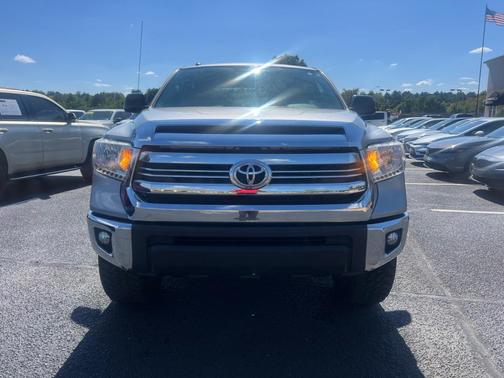 2017 Toyota Tundra SR5
