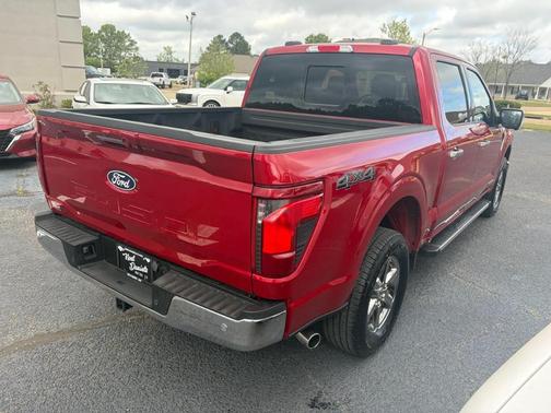 Red 2024 Ford F-150 XLT
