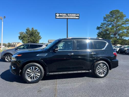 2023 Nissan Armada SL