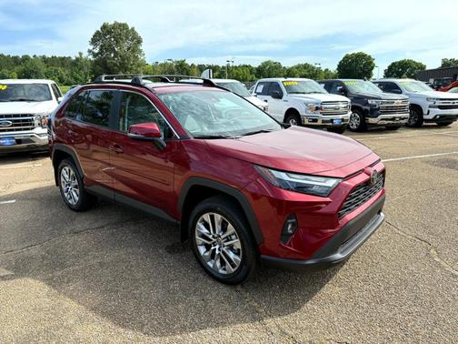 2024 Toyota RAV4 XLE Premium