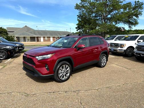 2024 Toyota RAV4 XLE Premium