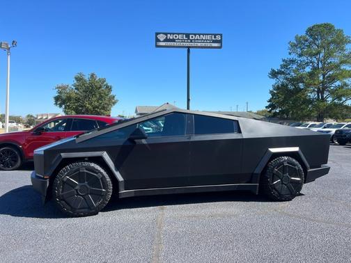 2024 Tesla Cybertruck Base