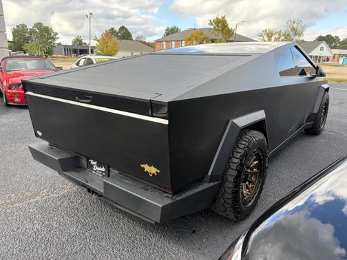 2024 Tesla Cybertruck Base