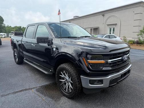 Black 2025 Ford F-150 XLT