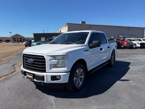 Oxford White 2017 Ford F-150 XL
