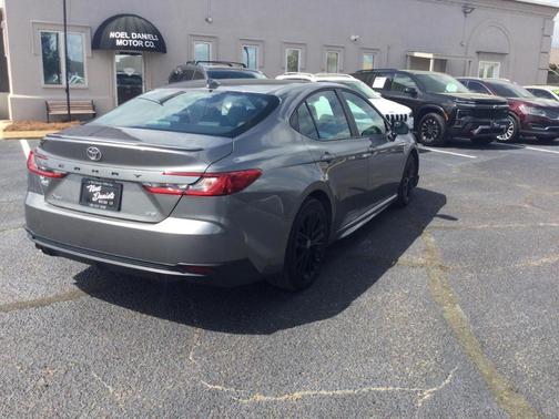 2025 Toyota Camry XLE