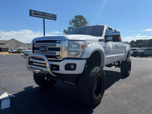 White Platinum Clearcoat Metallic 2016 Ford F-250 Platinum