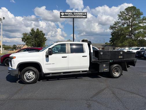 2022 Chevrolet Silverado 3500 WT