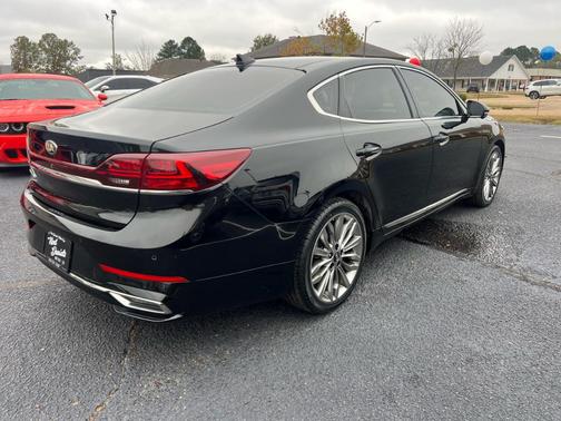 2020 Kia Cadenza SX Limited
