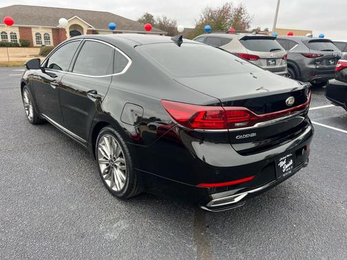 2020 Kia Cadenza SX Limited
