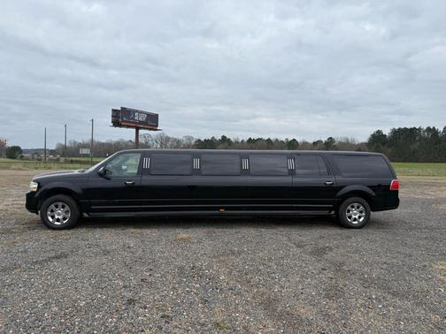 2008 Lincoln Navigator L