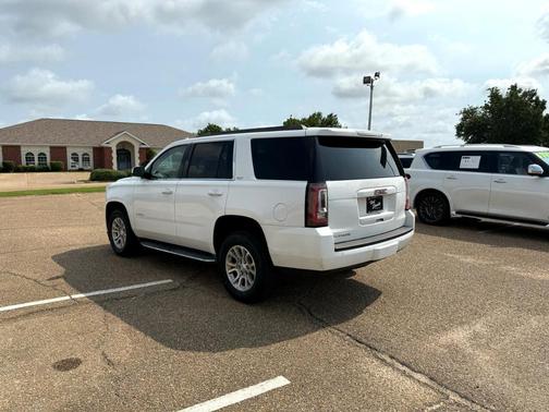 2019 GMC Yukon SLT