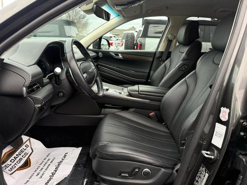 2024 Genesis GV80 2.5T