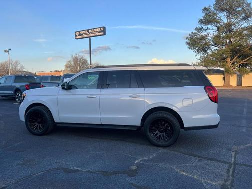 2025 Ford Expedition Max Active