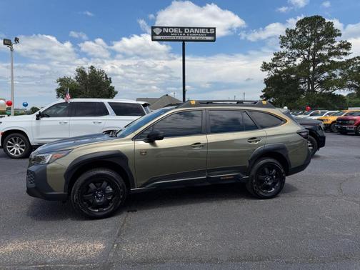 Autumn Green Metallic 2024 Subaru Outback Wilderness
