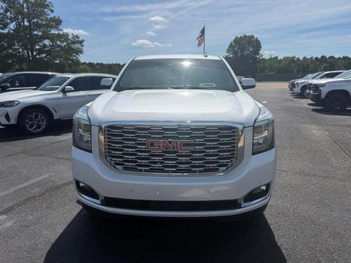 White Frost Tri-Coat 2020 GMC Yukon Denali