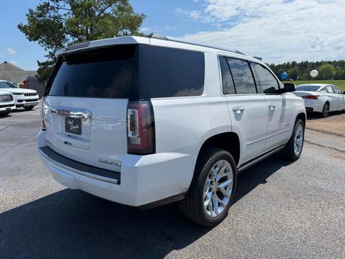 White 2020 GMC Yukon Denali