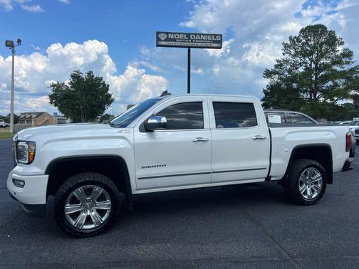 2017 GMC Sierra 1500 SLT