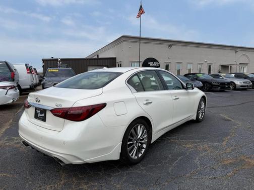 Majestic White 2023 INFINITI Q50 LUXE