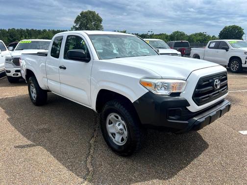 2016 Toyota Tacoma SR5