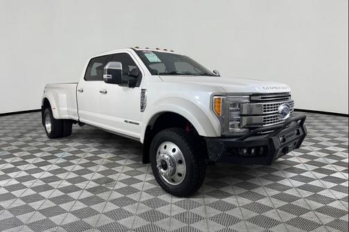 2017 Ford F-450 Platinum