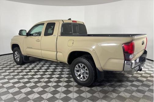2018 Toyota Tacoma SR5