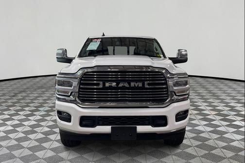 2024 RAM 2500 Laramie Crew Cab 4x4 6'4' Box