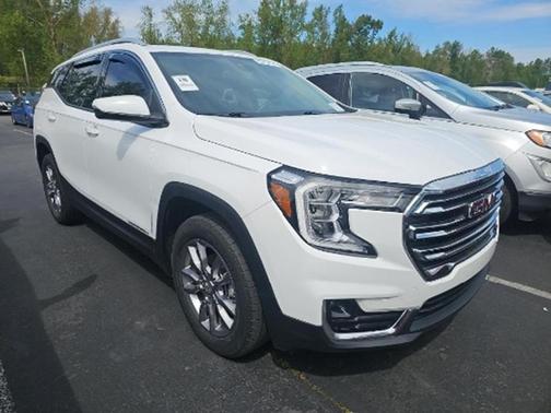 Summit White 2022 GMC Terrain SLT