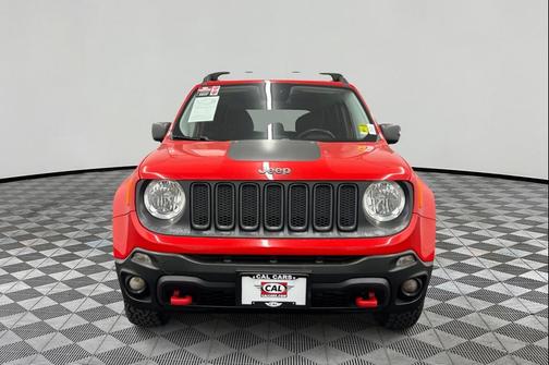 Colorado Red 2017 Jeep Renegade Trailhawk