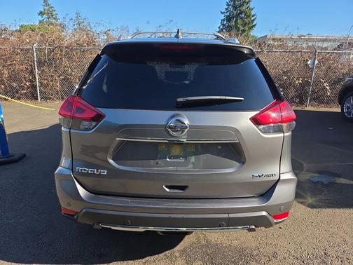 Gun Metallic 2020 Nissan Rogue SV