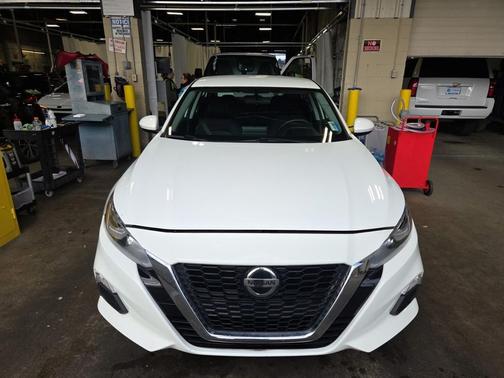 2020 Nissan Altima S FWD