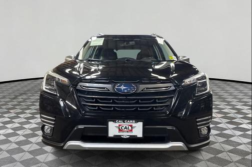 Crystal Black Silica 2022 Subaru Forester Touring