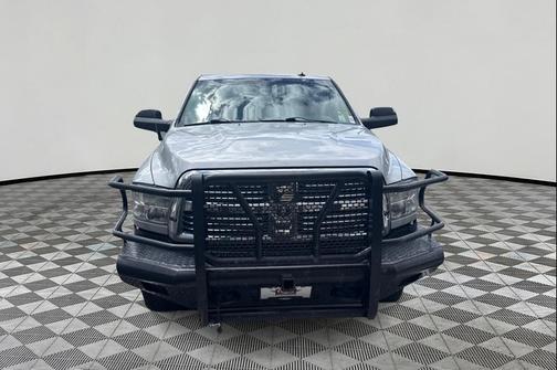 Bright Silver Metallic Clearcoat 2015 RAM 2500 Big Horn