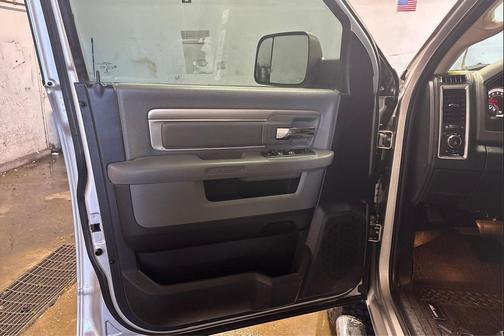 Bright Silver Metallic Clearcoat 2015 RAM 2500 Big Horn