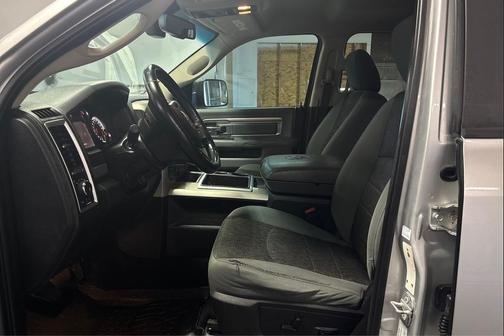 Bright Silver Metallic Clearcoat 2015 RAM 2500 Big Horn