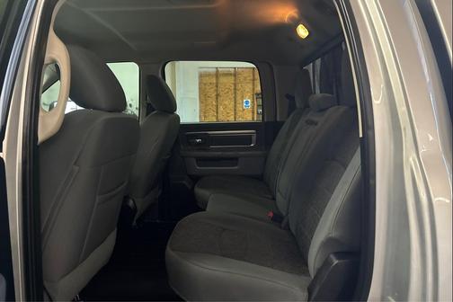 Bright Silver Metallic Clearcoat 2015 RAM 2500 Big Horn