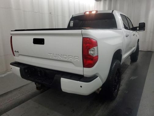 2017 Toyota Tundra Limited