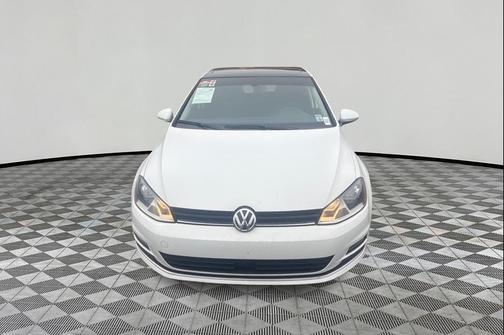 2017 Volkswagen Golf 